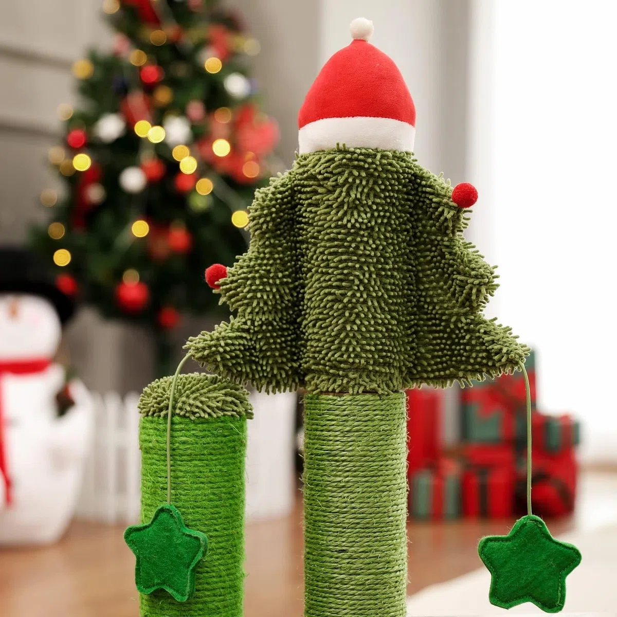 Kratzbaum, Festlicher Kaktusbaumturm mit Sisalseil und Weihnachtsdeko
