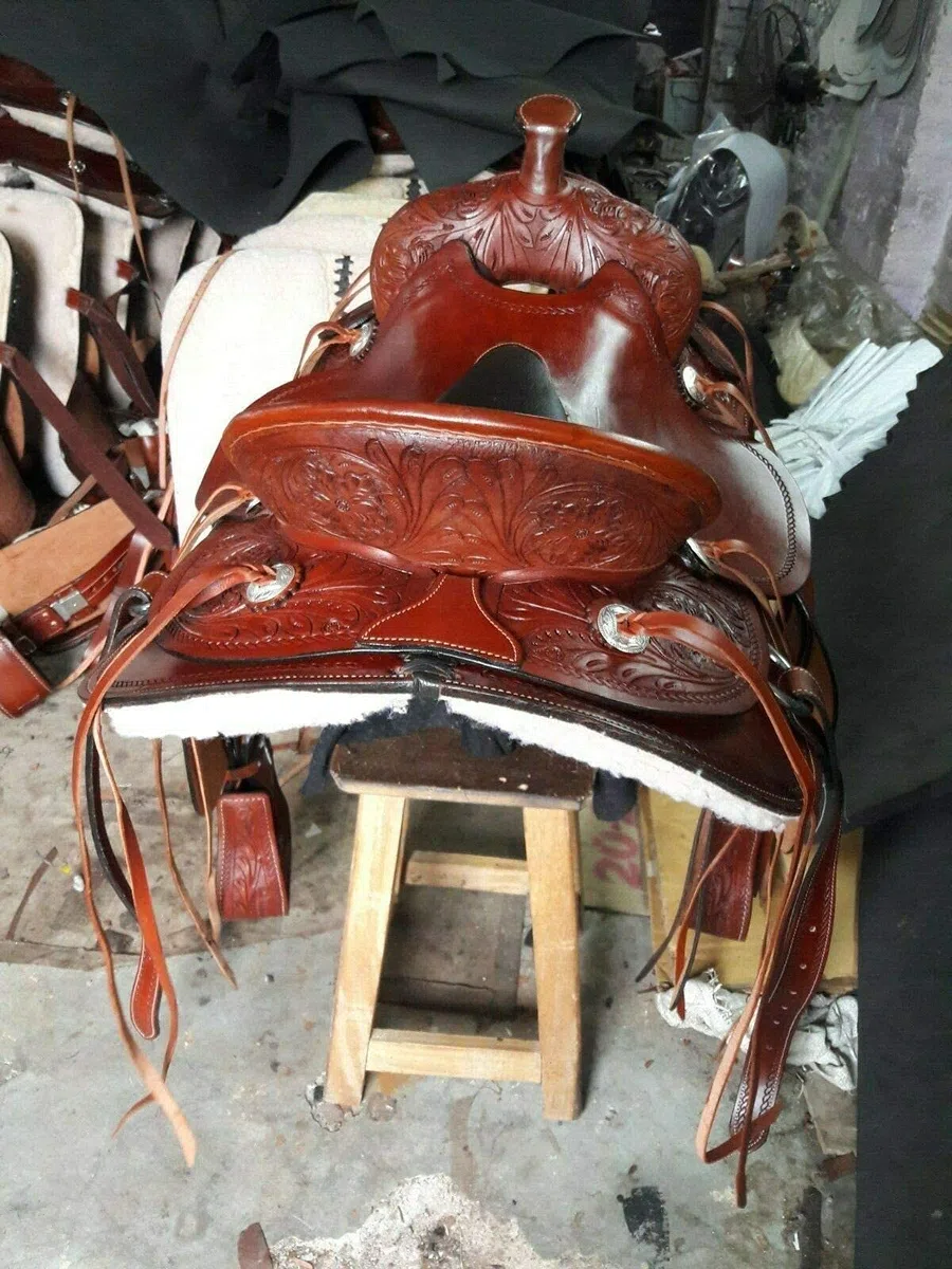 Equestrian Universe Westernsattel für Jugendliche und Kinder, strapazierfähig, aus Wade, Ranch-Sattel