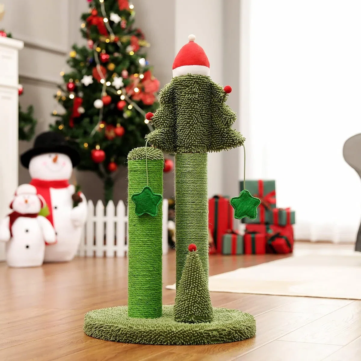 Kratzbaum, Festlicher Kaktusbaumturm mit Sisalseil und Weihnachtsdeko