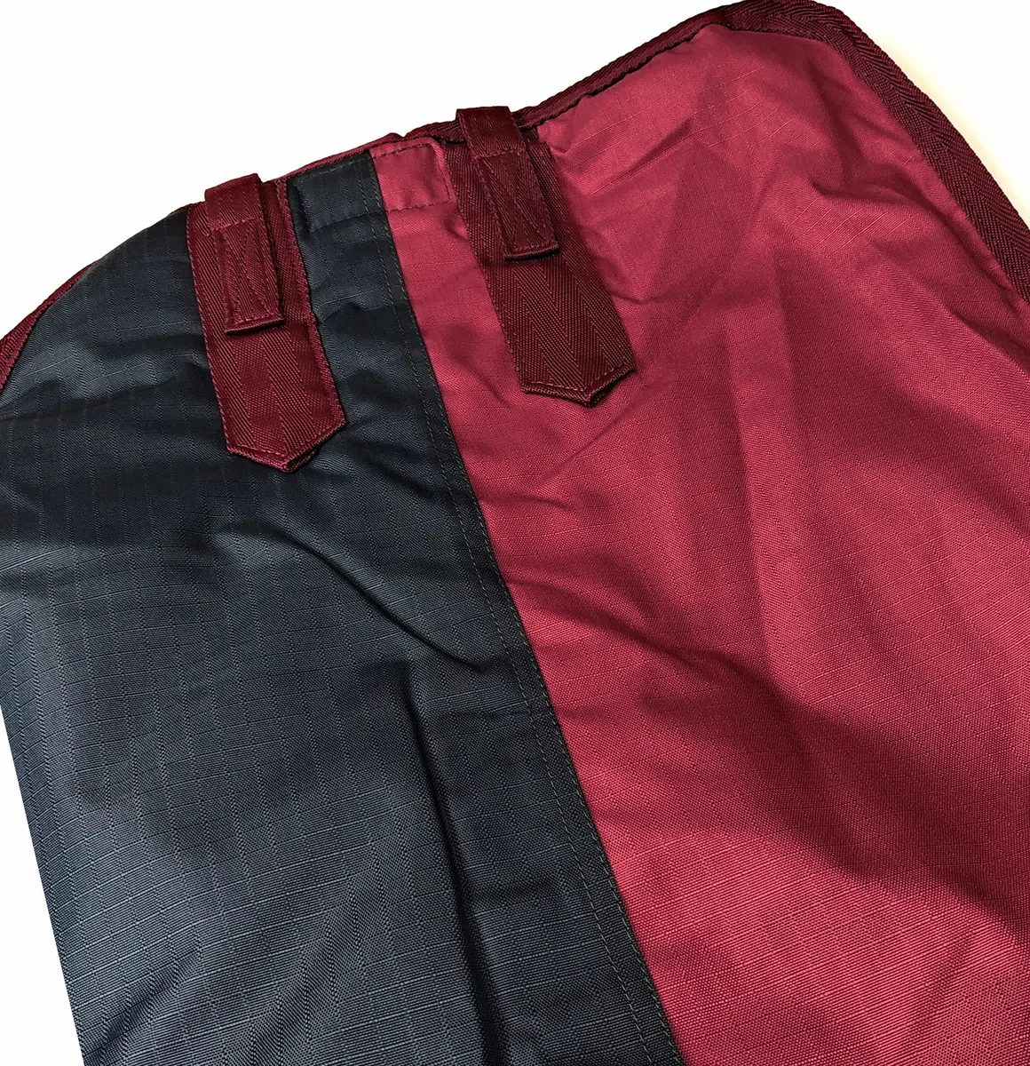 Horses, Turnout Full Neck Pferdedecke 400 g, wasserdicht, mit festem Nackenschutz, strapazierfähig, mit Kreuzriemen, Blau/Bordeaux, 110 cm